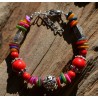 Pulsera con Coral rojo y Conchas coloridas