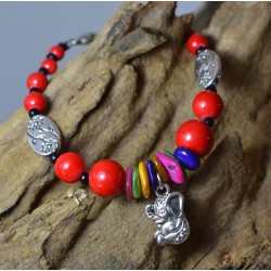Pulsera con Coral rojo, conchas y Elefante de la suerte