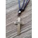Collar de cuero auténtico de Cruz Católica en bronce conmemoración de Fátima