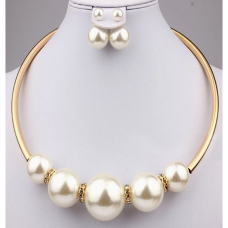 Conjunto collar y pendientes con Maxi perlas Alcudia