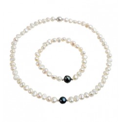 Real Freshwater Pearl Jewelry set with White Pearls and One Black Pearl