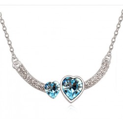 Collar de dos corazones en cristal austriaco de color con cristales