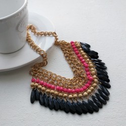 Ethnic Necklace With Colorful Acrylic Pendants