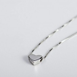 Fine Silver Minimalist Style Women Necklace with Heart Pendant