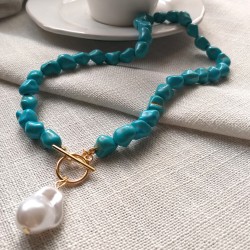 Turquoise Necklace with Imitation Keshi Pearl Pendant